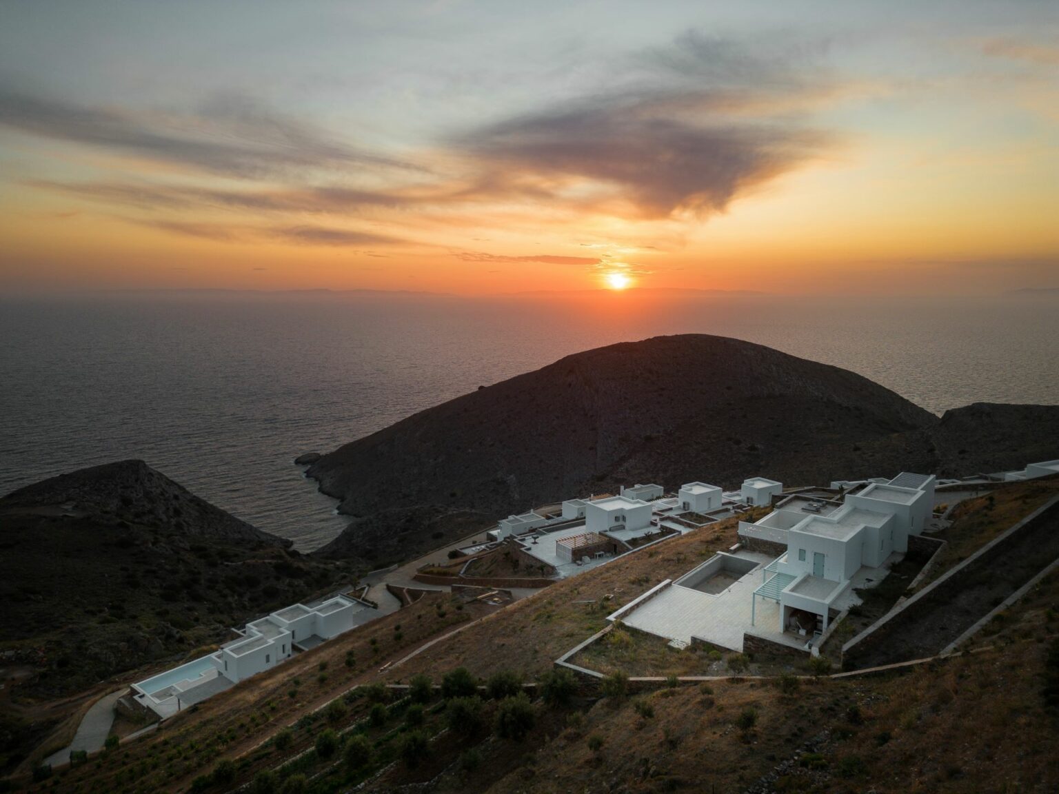 Σε δημοσία διαβούλευση η επένδυση της Divine Property στην Σύρο
